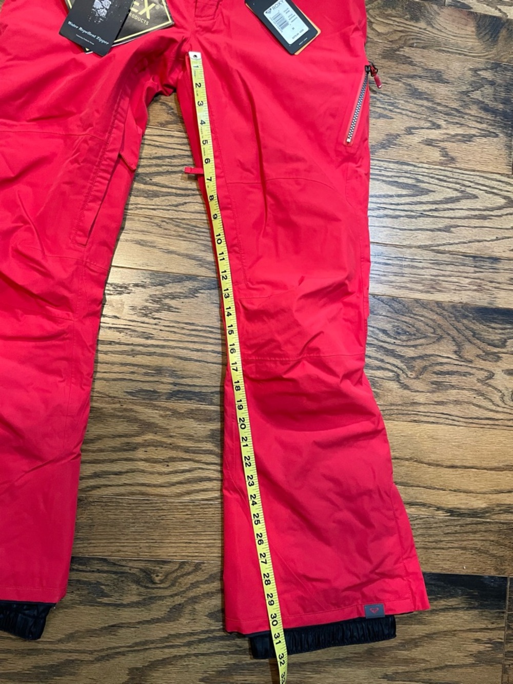 Women’s Snowboard Ski Pants Gore-Tex Roxy Medium NWT - Picture 16 of 16